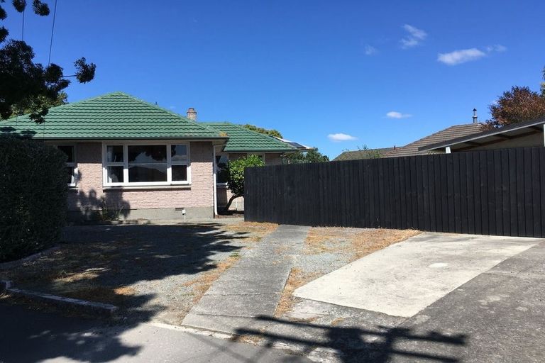 Photo of property in 23 Haslett Place, Upper Riccarton, Christchurch, 8041