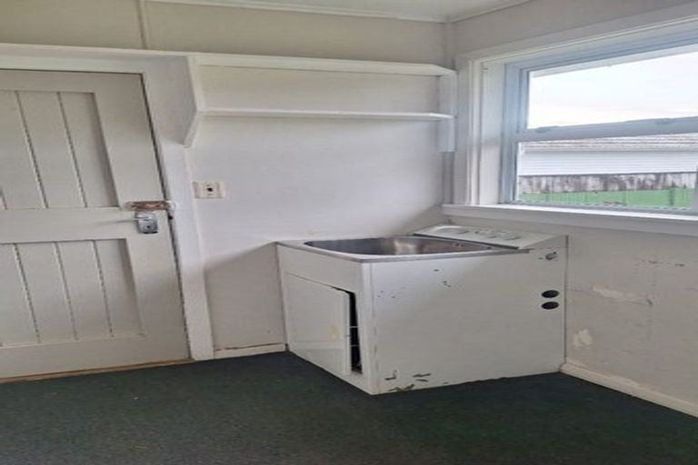 Photo of property in 7 Massey Street, Elderslea, Upper Hutt, 5018