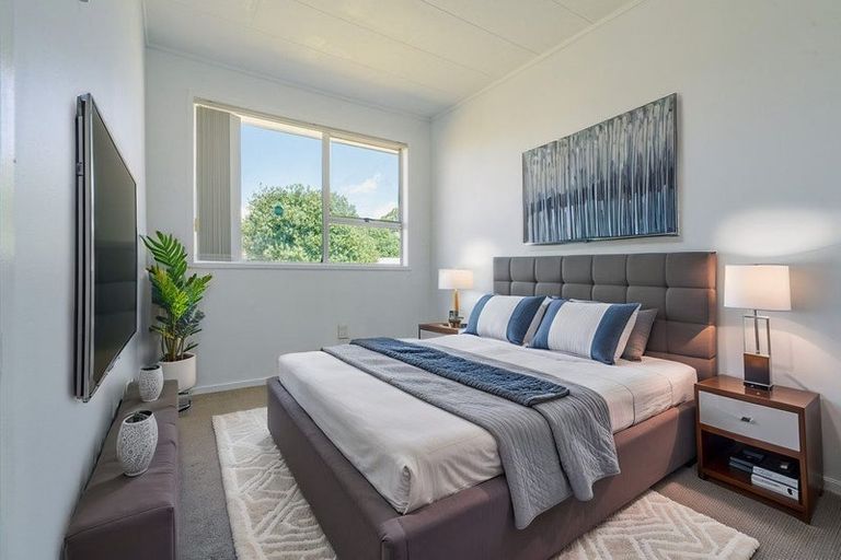 Photo of property in 58 Sharland Avenue, Manurewa, Auckland, 2102