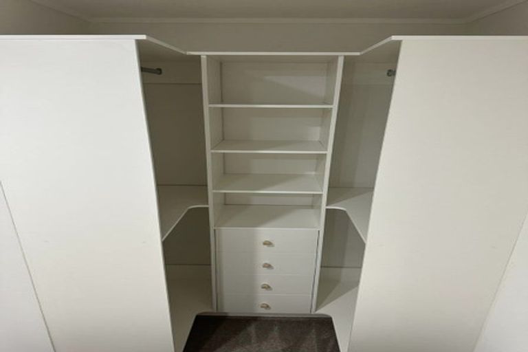 Photo of property in 1/57 Aeroview Drive, Beach Haven, Auckland, 0626