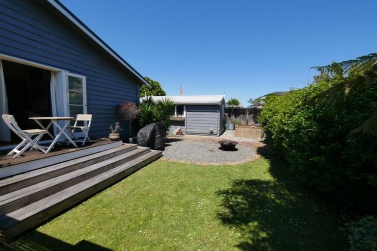 Photo of property in 1/6 Waimana Road, Conifer Grove, Takanini, 2112
