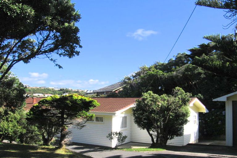 Photo of property in 147 Totara Road, Miramar, Wellington, 6022