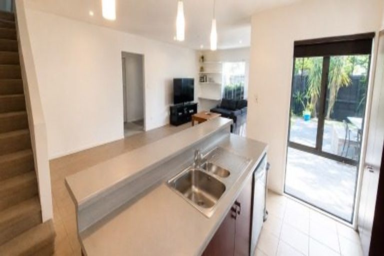 Photo of property in 1/70 Picton Avenue, Riccarton, Christchurch, 8011