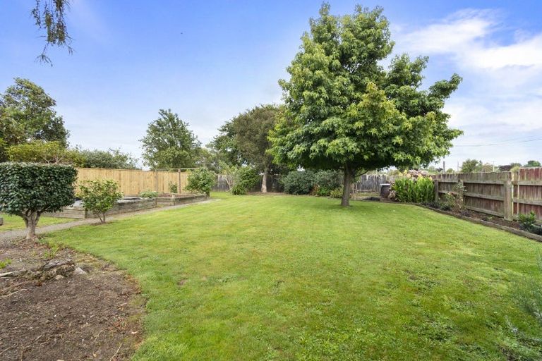 Photo of property in 2 Racecourse Avenue, Marton, 4710