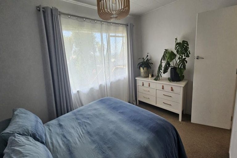 Photo of property in 17b Scott Road, Stanmore Bay, Whangaparaoa, 0932