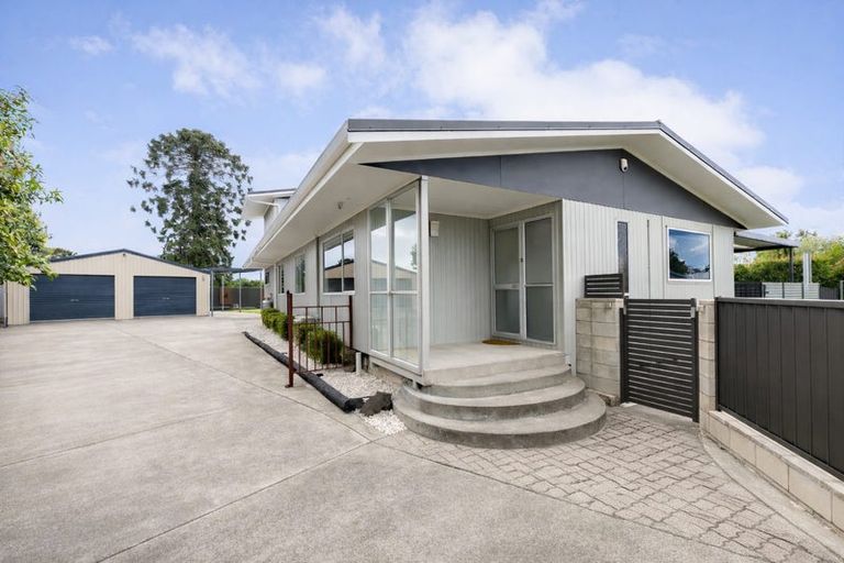 Photo of property in 10 Sutton Avenue, Clive, 4102