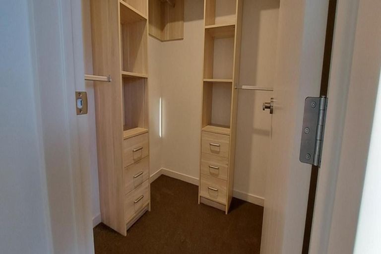 Photo of property in 29d Mackenzie Street, Te Atatu South, Auckland, 0610