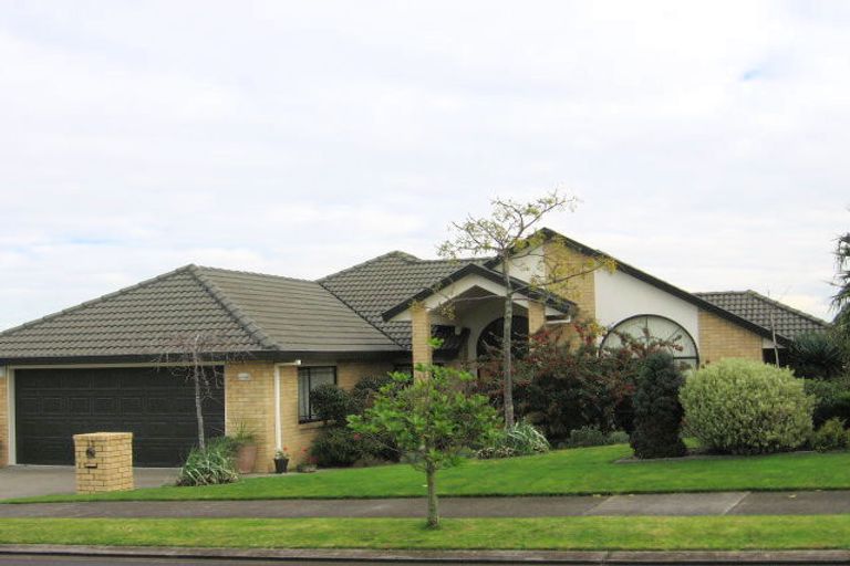 Photo of property in 12 Limerick Place, Dannemora, Auckland, 2016