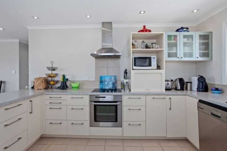 Photo of property in White Isle Apartments, 13/23 Quay Street, Whakatane, 3120