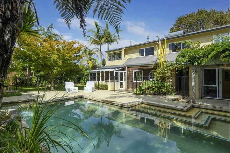 Photo of property in 43 Rewarewa Place, Matua, Tauranga, 3110