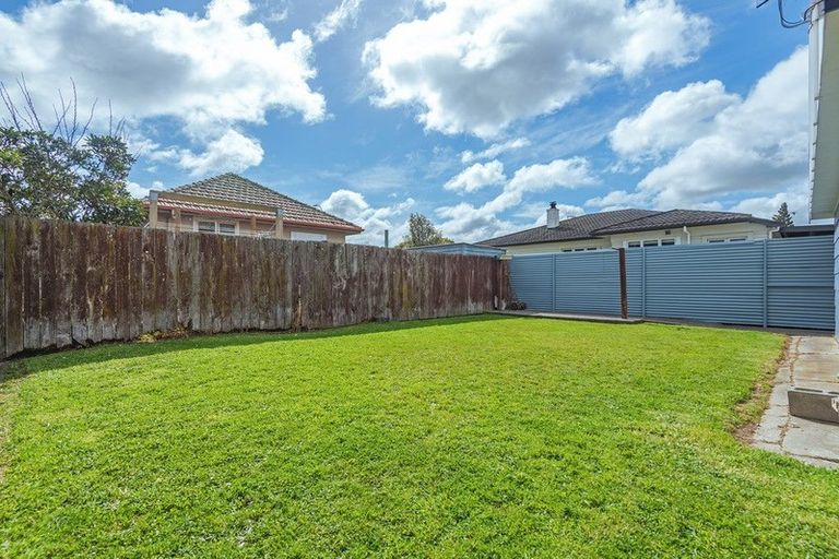 Photo of property in 964a Tremaine Avenue, Roslyn, Palmerston North, 4414