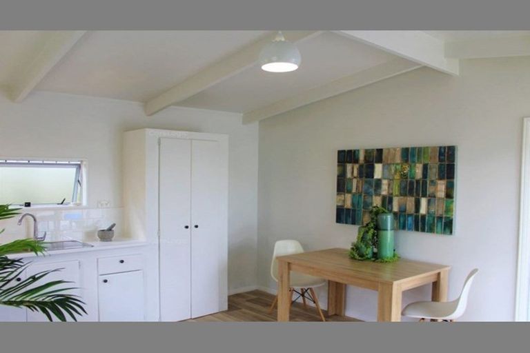 Photo of property in 3/60 Roberton Road, Avondale, Auckland, 1026