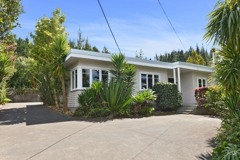 Photo of property in 135 King Street, Hikurangi, 0114