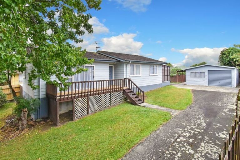 Photo of property in 7 Moncrieff Avenue, Clendon Park, Auckland, 2103