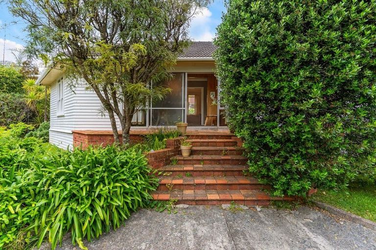 Photo of property in 172 Beach Road, Campbells Bay, Auckland, 0630