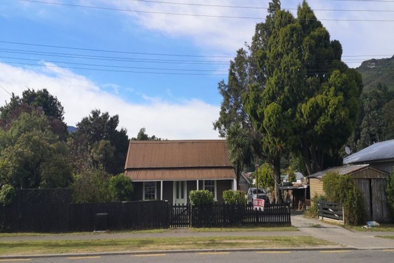 Photo of property in 11 Cook Street, Havelock, 7100