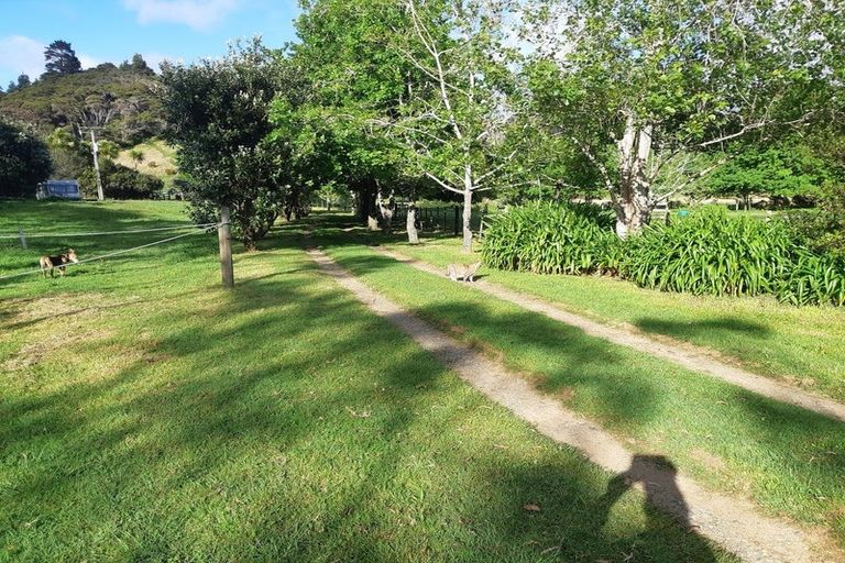 Photo of property in 323c Waikawau Beach Road, Waikawau, Coromandel, 3584