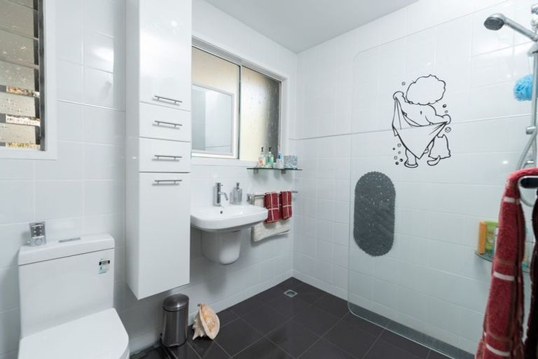 Photo of property in 10 Falls View Road, Haruru, 0204