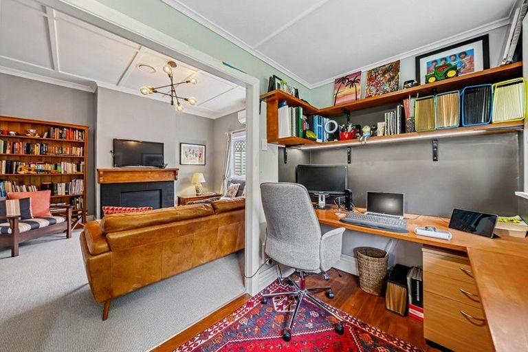 Photo of property in 77 Ward Street, Wallaceville, Upper Hutt, 5018