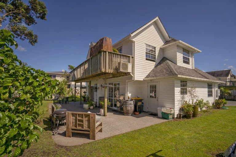 Photo of property in 5 Wells Place, Whitianga, 3510