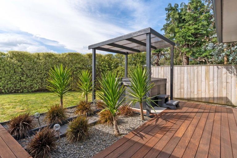 Photo of property in 14 Maple Grove, Solway, Masterton, 5810