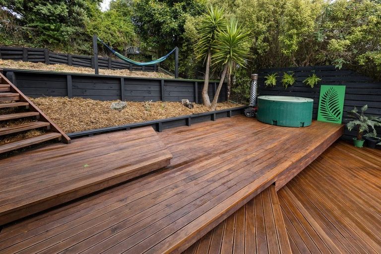 Photo of property in 70 Waipapa Avenue, Diamond Harbour, 8972