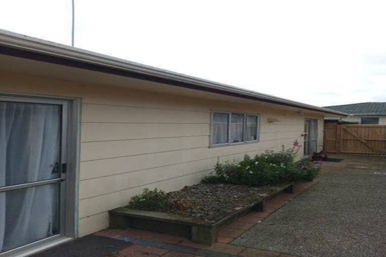 Photo of property in 16 Ellesmere Crescent, Highbury, Palmerston North, 4412