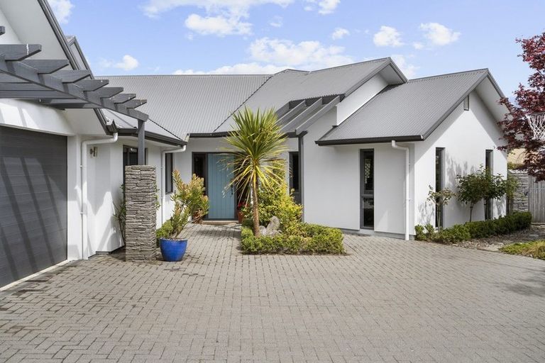 Photo of property in 10 Damio Place, Cambridge, 3434