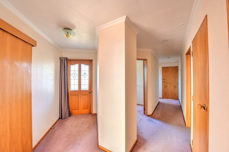 Photo of property in 24 Aotea Crescent, Gore, 9710