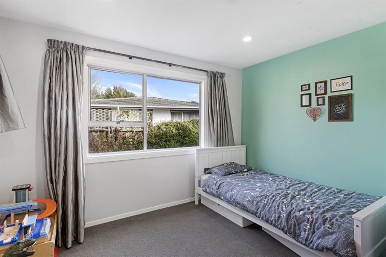 Photo of property in 292 Keyes Road, New Brighton, Christchurch, 8083