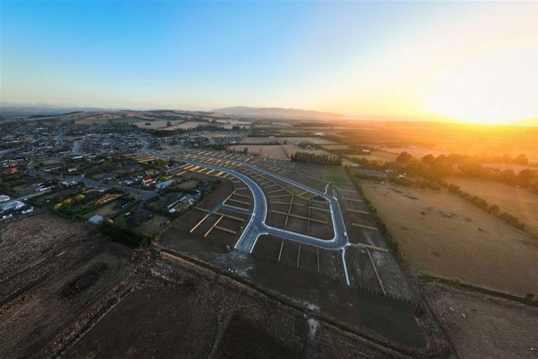 Photo of property in 39 Benn Street, Amberley, 7481