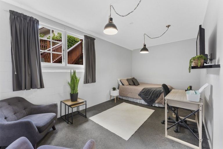 Photo of property in 15 Sunbrae Drive, Silverstream, Upper Hutt, 5019