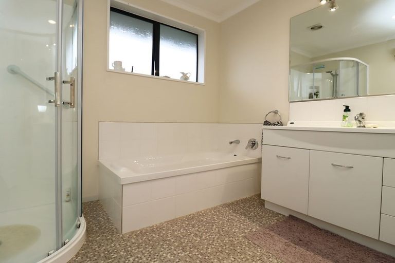 Photo of property in 15 Gordon Street, Weston, Oamaru, 9401