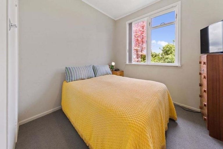 Photo of property in 11 Belgrave Place, Papakura, 2110