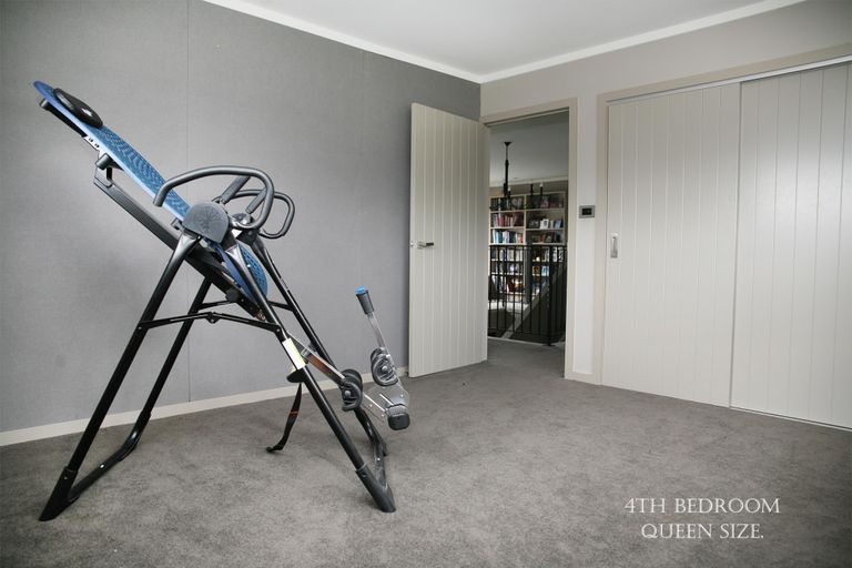 Photo of property in 19 Aldon Lane, The Gardens, Auckland, 2105