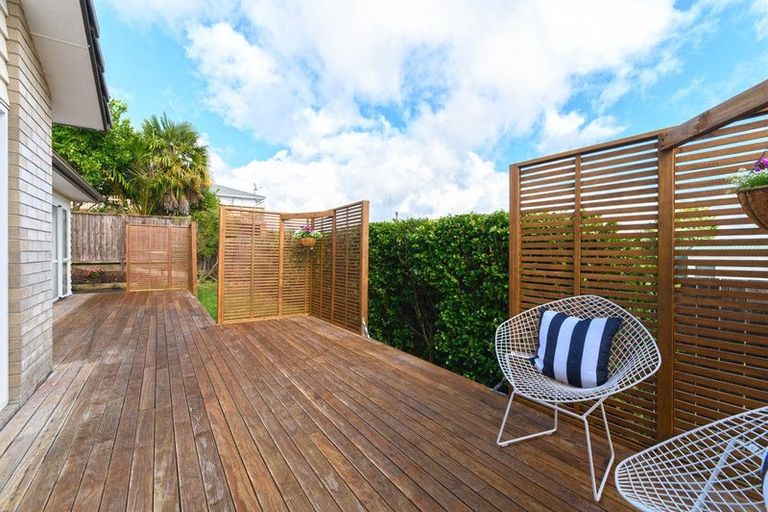 Photo of property in 79a Awaroa Road, Sunnyvale, Auckland, 0612