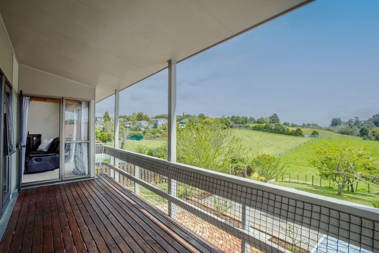 Photo of property in 42 Greenacres Drive, Kawakawa, 0210