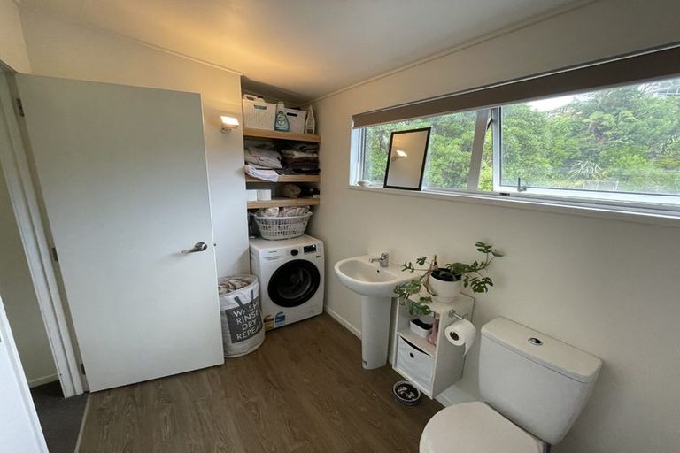 Photo of property in 12 Nevada Drive, Merrilands, New Plymouth, 4312