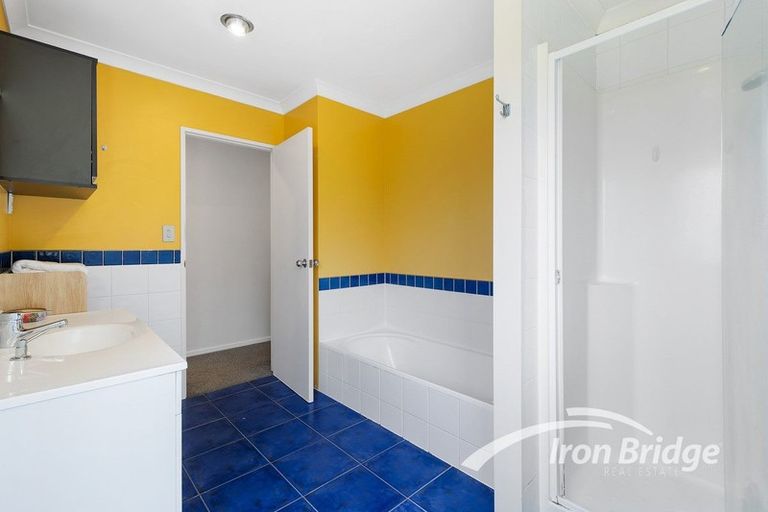 Photo of property in 46 Tauhinu Road, Greenhithe, Auckland, 0632