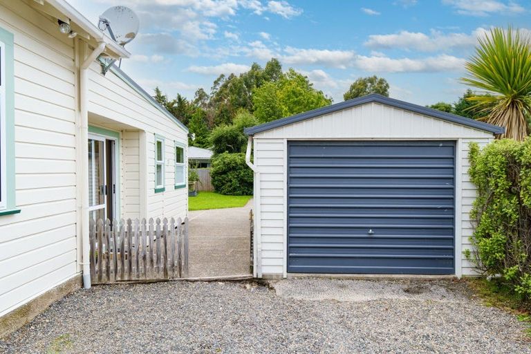 Photo of property in 71 Main Road, Fairfield, Dunedin, 9018