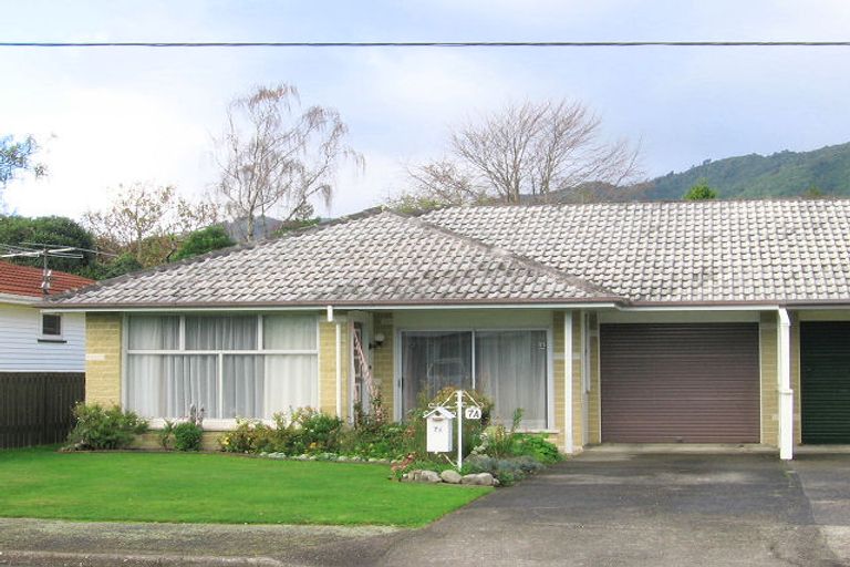 Photo of property in 7a Kowhai Grove, Waikanae, 5036