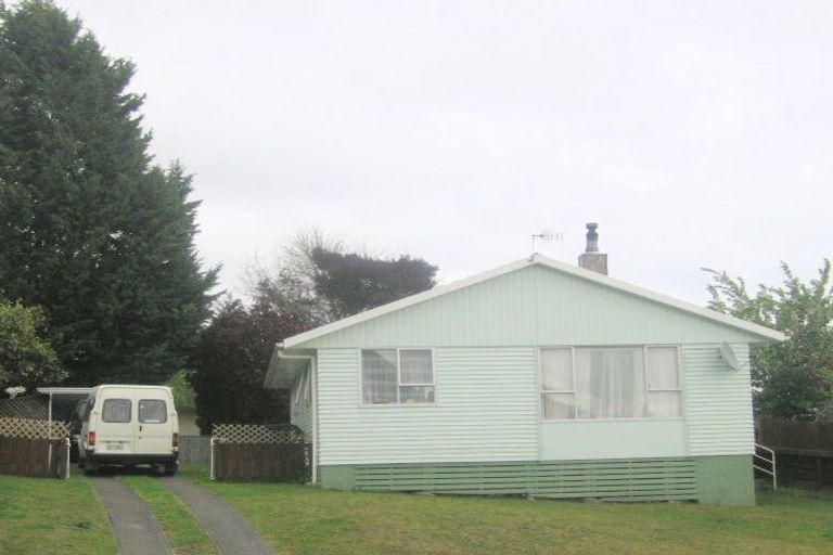 Photo of property in 35 Hyde Avenue, Richmond Heights, Taupo, 3330
