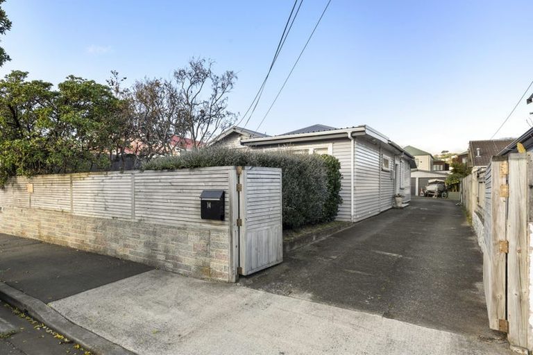 Photo of property in 14 Kauri Street, Miramar, Wellington, 6022