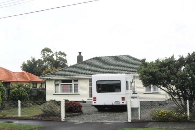 Photo of property in 61 Coopers Road, Dallington, Christchurch, 8061