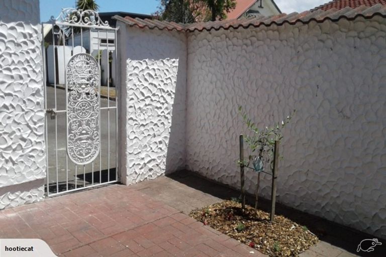 Photo of property in 455 Marine Parade, Napier South, Napier, 4110