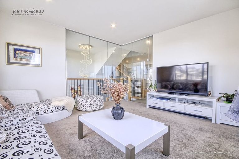 Photo of property in 10 New Dawn Lane, Albany Heights, Auckland, 0632