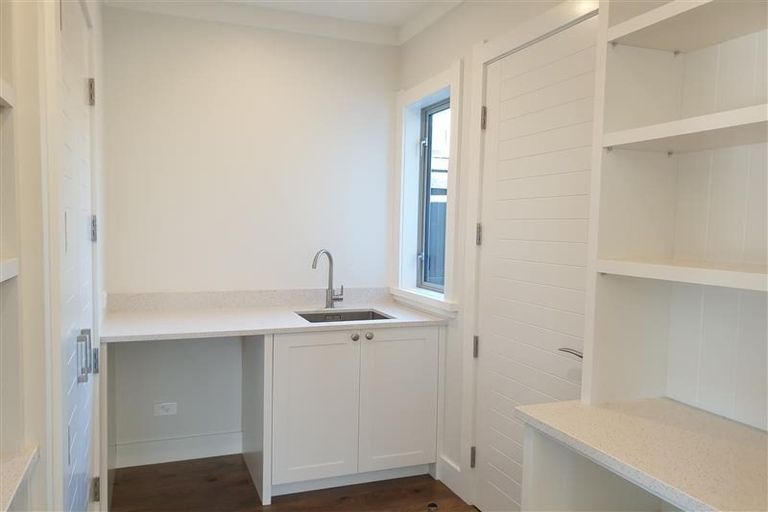 Photo of property in 24 Mchardy Street, Havelock North, 4130