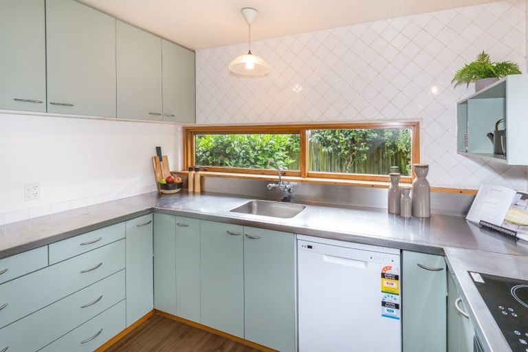 Photo of property in 76b Memorial Avenue, Ilam, Christchurch, 8053