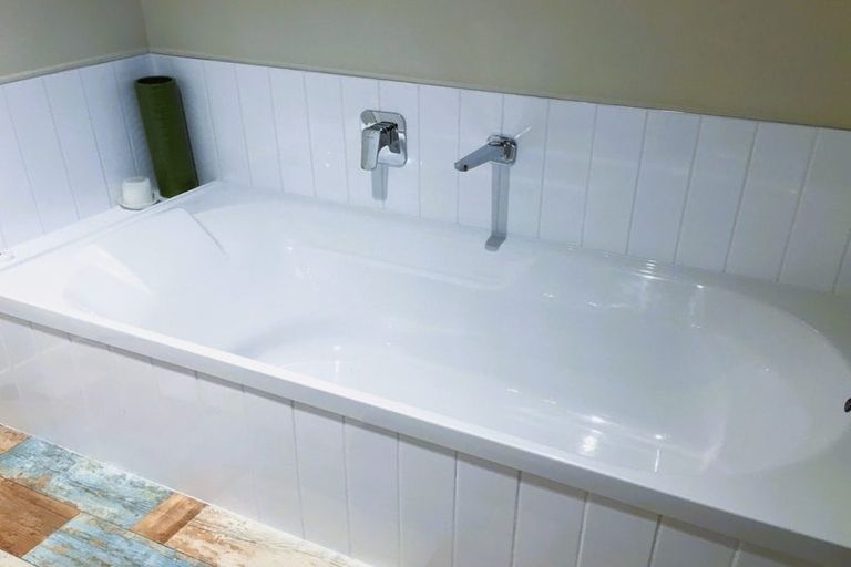 Photo of property in 240 Estuary Road, South New Brighton, Christchurch, 8062