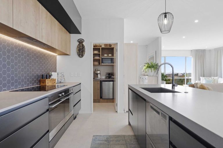 Photo of property in 37 Motukaraka Drive, Beachlands, Auckland, 2018